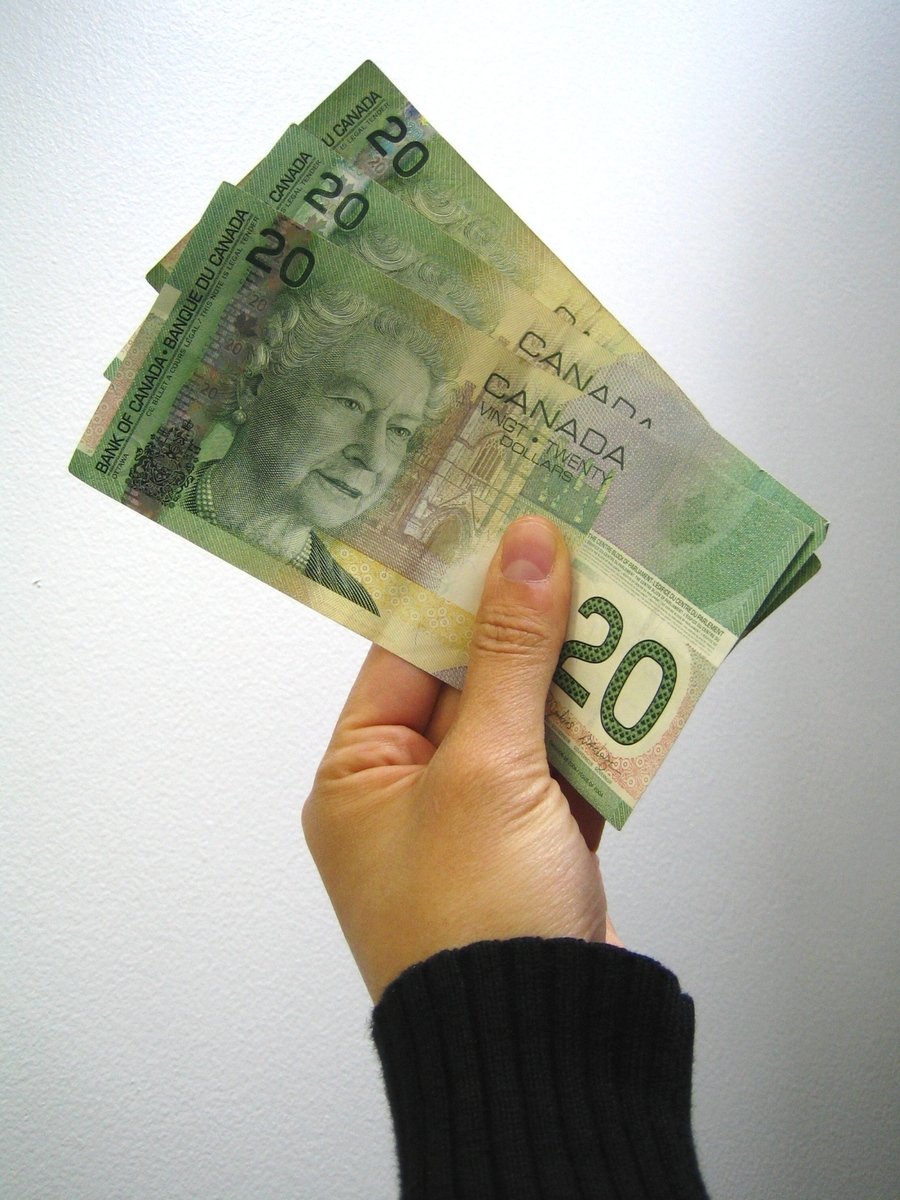 AUMENTO DO SALÁRIO MÍNIMO NO ONTÁRIO Correio da Manhã Canadá
