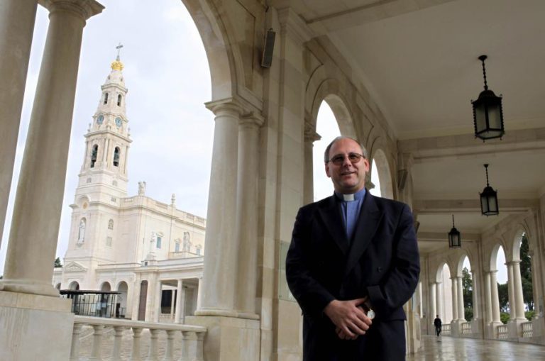 BISPO DE COIMBRA ALERTA PARA “TREVAS INTERIORES” E APELA À PRESENÇA HUMANA EM PEDRÓGÃO GRANDE