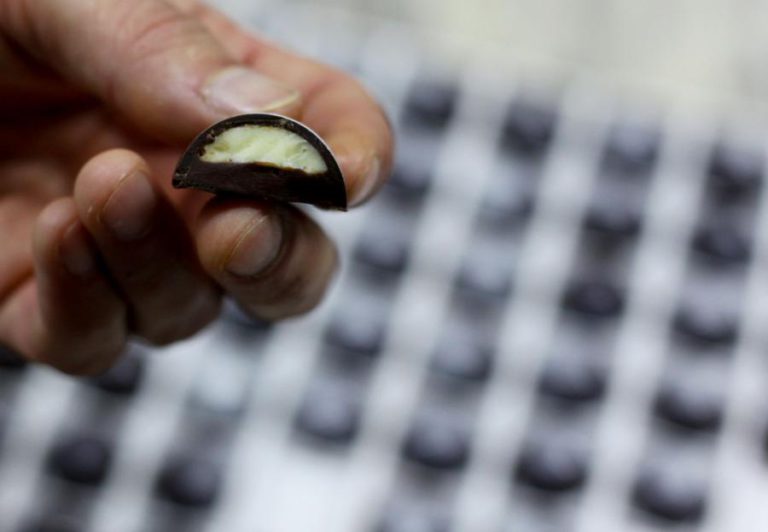 PSP AVISA QUANTOS BOMBONS COM LICOR PODE COMER SEM ACUSAR NO BALÃO