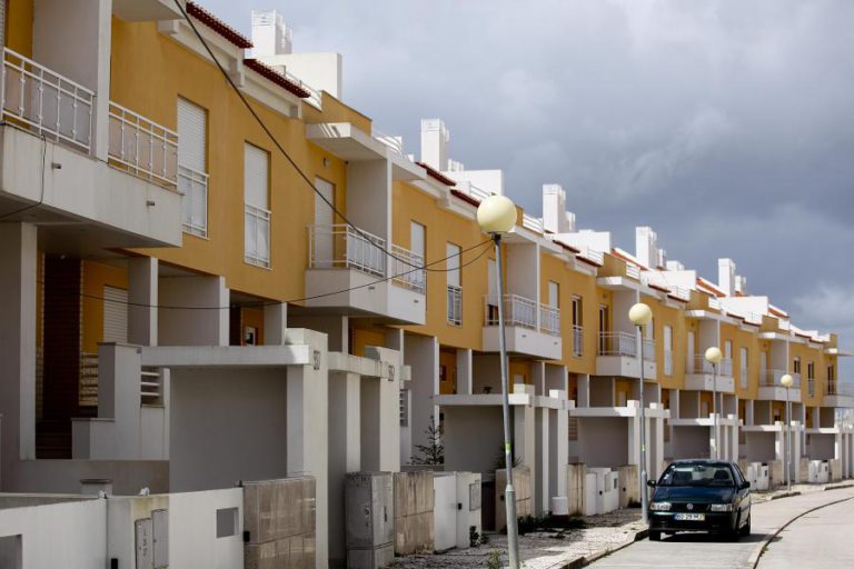BANCO DE PORTUGAL PEDE CAUTELA À BANCA NO CRÉDITO À HABITAÇÃO