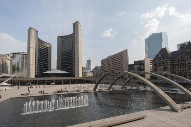 DETIDOS EM TORONTO DOIS SUSPEITOS DE TRÁFICO HUMANO DE PORTUGAL PARA O CANADÁ