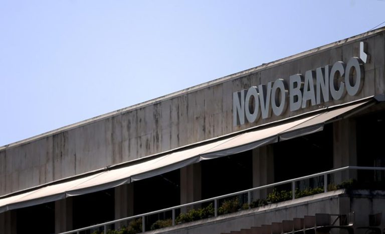 NOVO BANCO CONDENADO A PAGAR MAIS DE 100 MIL EUROS A CLIENTE A QUEM VENDEU OBRIGAÇÕES