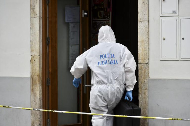 CAFÉ EM VILA VERDE ASSALTADO E INCENDIADO, PROPRIETÁRIO FICOU FERIDO