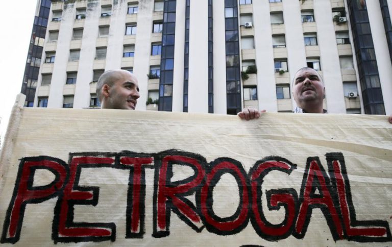 TRABALHADORES DA PETROGAL INICIAM GREVE DE UMA SEMANA ÀS 22:00 DE DOMINGO