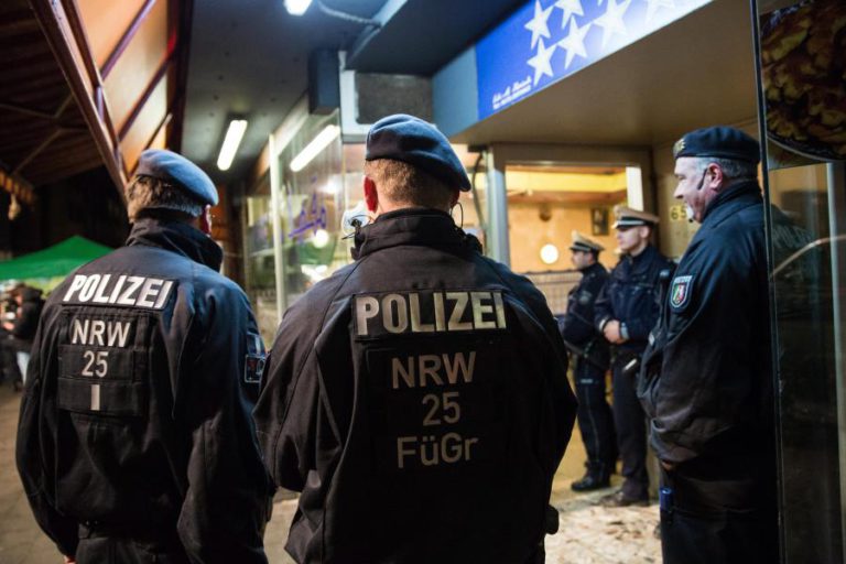 POLÍCIA ALEMÃ INVESTIGA EXPLOSÃO EM ESTAÇÃO DO METRO DA CIDADE DE HAMBURGO
