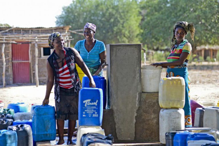 MOÇAMBIQUE TEM 28,8 MILHÕES DE HABITANTES, MAIS DE 15 MILHÕES SÃO MULHERES
