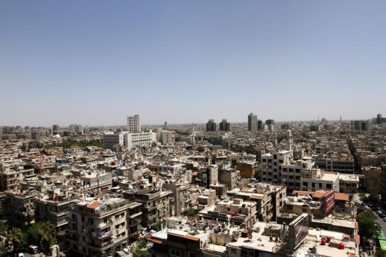 BOMBARDEAMENTOS PERTO DE DAMASCO FAZEM 25 MORTOS