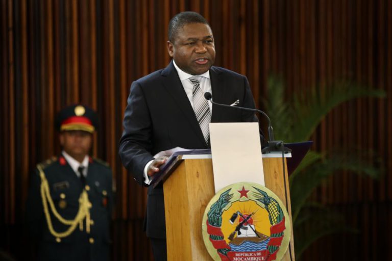 REMODELAÇÃO VISA REFORÇAR GOVERNO DE MOÇAMBIQUE FACE AOS DESAFIOS, DIZ FILIPE NYUSI