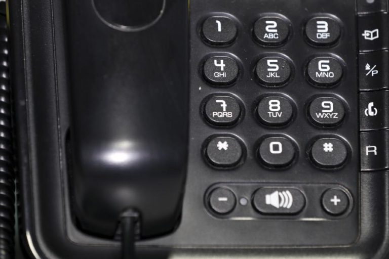 GOVERNO ANGOLANO VAI DESATIVAR 500.000 NÚMEROS TELEFÓNICOS A PARTIR DE QUARTA-FEIRA