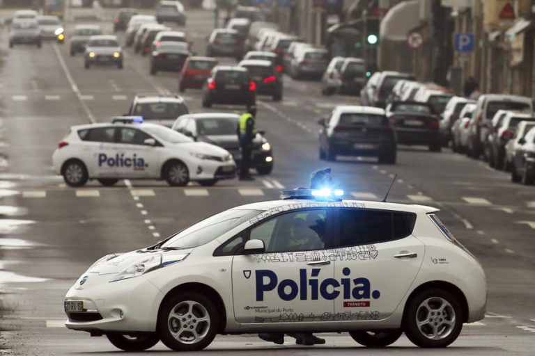 MAU TEMPO: CENTENAS DE QUEDAS DE ÁRVORES E ESTRUTURAS NO PORTO E EM LISBOA