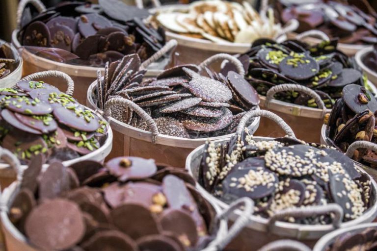 VENDAS DE CHOCOLATES VÃO ULTRAPASSAR 200 ME ESTE ANO ANIMADAS PELO CONSUMO NO NATAL