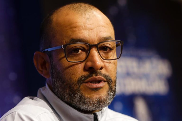 WOLVES, DE NUNO ESPÍRITO SANTO, EMPATA A DOIS GOLOS NO CAMPO DO MILLWALL