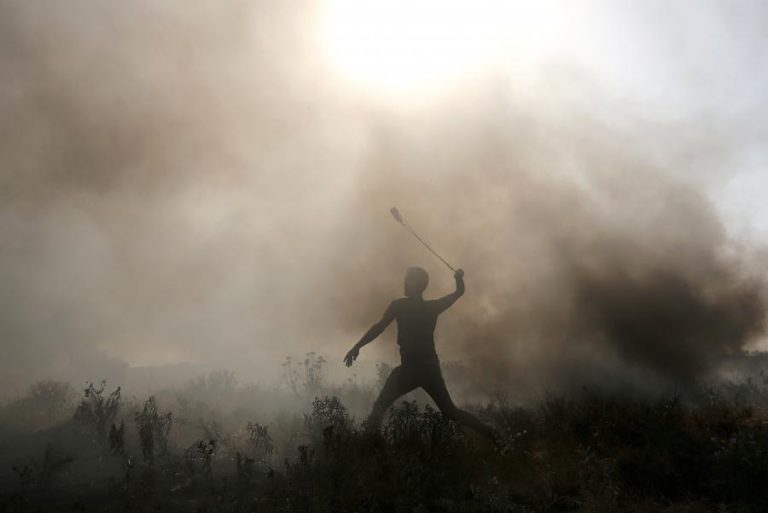 DOIS PALESTINIANOS MORTOS EM BOMBARDEAMENTOS DO EXÉRCITO ISRAELITA EM GAZA DE MADRUGADA