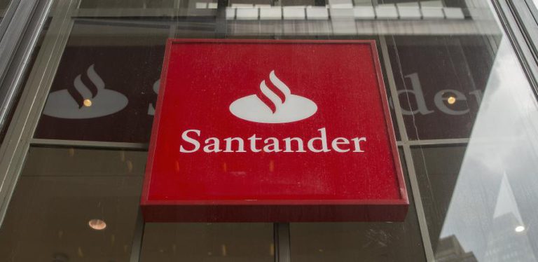 SANTANDER SUPRIME 1.100 POSTOS DE TRABALHO EM ESPANHA COM COMPRA DO POPULAR