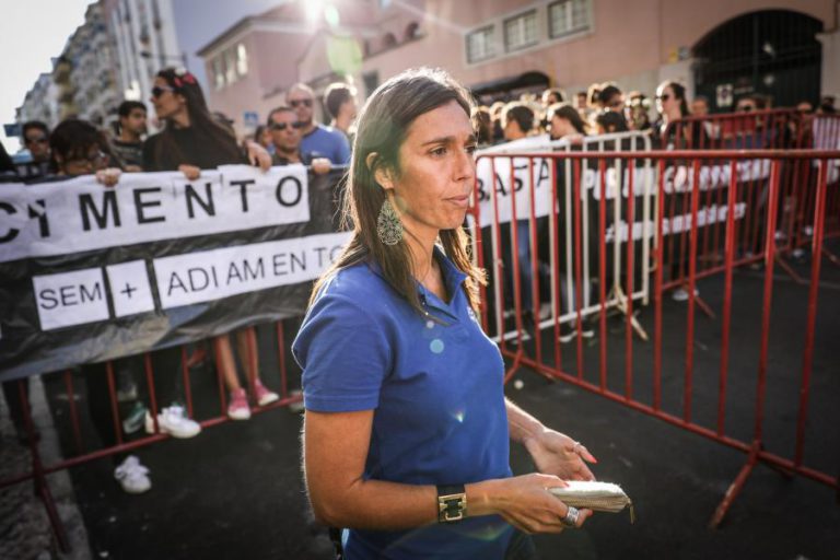 ORDEM DOS ENFERMEIROS DENUNCIA CAOS NOS HOSPITAIS E APELA À TUTELA QUE “TOME UMA ATITUDE”