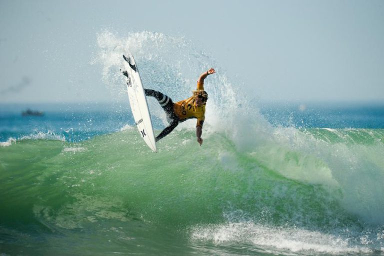 JOHN JOHN FLORENCE REVALIDA TÍTULO MUNDIAL DE SURF