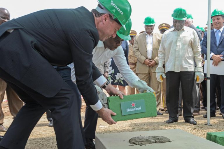 FÁBRICA DA HEINEKEN EM MOÇAMBIQUE VAI PRODUZIR OITO MILHÕES DE LITROS ANUAIS