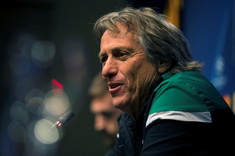 JORGE JESUS ANTEVÊ DIFICULDADES NO BESSA E ESPERA BOAVISTA AGRESSIVO