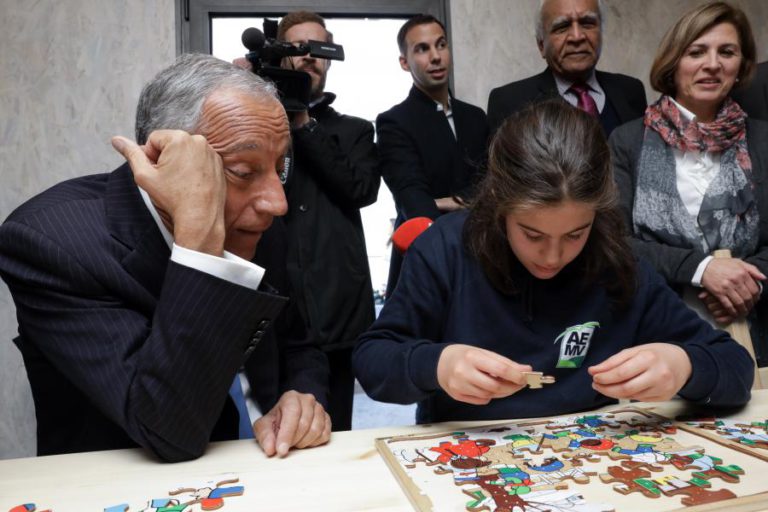 MARCELO REBELO DE SOUSA APELA A CLIMA DE PAZ SOCIAL NA AUTOEUROPA