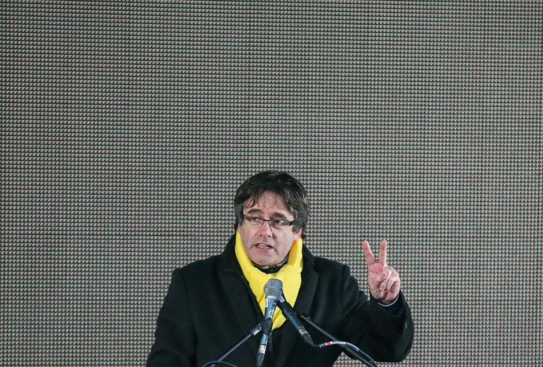 JUSTIÇA BELGA ENCERRA PEDIDO DE EXTRADIÇÃO DE PUIGDEMONT E CONSELHEIROS