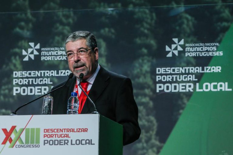 MANUEL MACHADO REELEITO PARA ASSOCIAÇÃO DE MUNICÍPIOS COM 83% DOS VOTOS