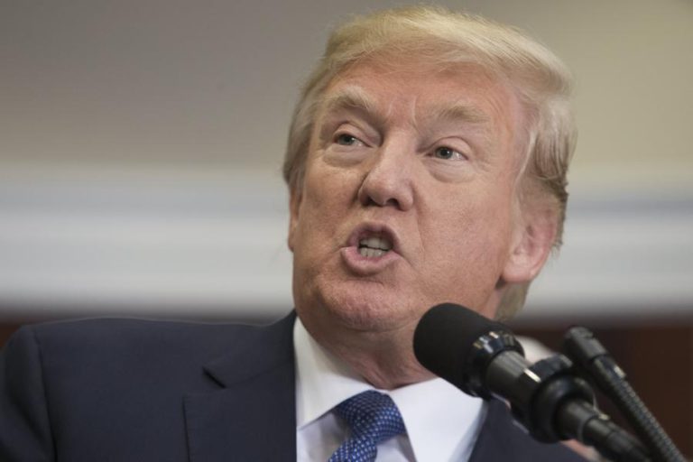 TRUMP DIZ QUE ACUSAÇÕES DE ASSÉDIO SEXUAL CONTRA SI SÃO “FALSAS”