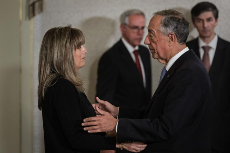 PRESIDENTE DA REPÚBLICA DEU POSSE A NOVA SECRETÁRIA DE ESTADO DA SAÚDE