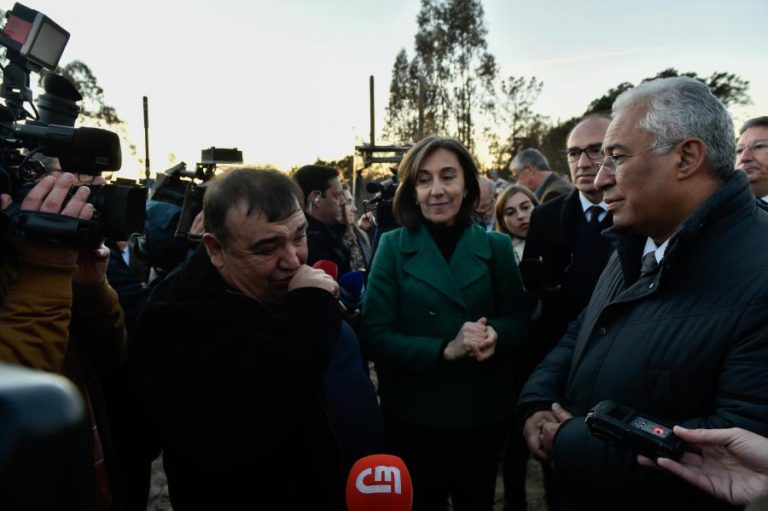 PRIMEIRO-MINISTRO NÃO ESPERA QUE HAJA PROBLEMA CONSTITUCIONAL NA PROMULGAÇÃO DO OE2018