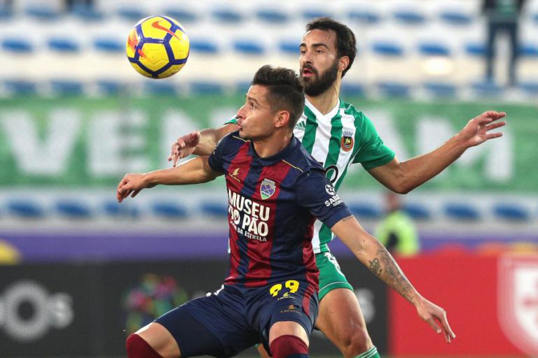 DESPORTIVO DE CHAVES E RIO AVE, REDUZIDO A 10 NOS ÚLTIMOS 15 MINUTOS, EMPATAM 1-1