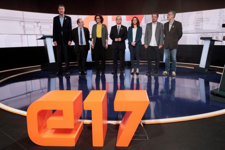 ELEIÇÕES NA CATALUNHA COM PARTIDOS UNIONISTAS A TENTAR “ROUBAR” MAIORIA AOS INDEPENDENTISTAS