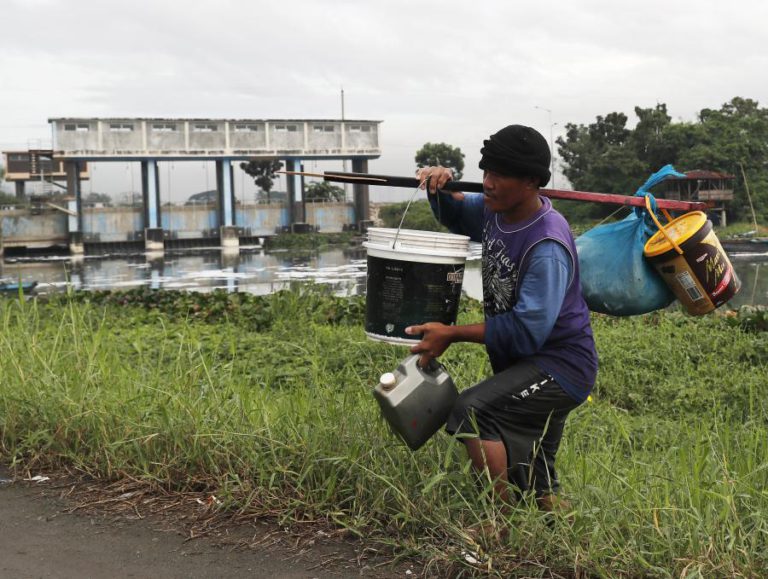 AUMENTA PARA 133 NÚMERO DE MORTOS CAUSADOS POR TEMPESTADE NAS FILIPINAS