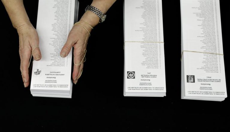 CATALUNHA: TAXA DE PARTICIPAÇÃO ATINGE 34,7% NAS PRIMEIRAS QUATRO HORAS DE VOTAÇÃO