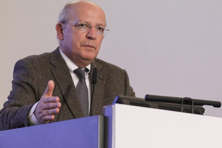 CATALUNHA: GOVERNO PORTUGUÊS APELA A EMPENHO NUM DIÁLOGO RESPONSÁVEL E DEMOCRÁTICO
