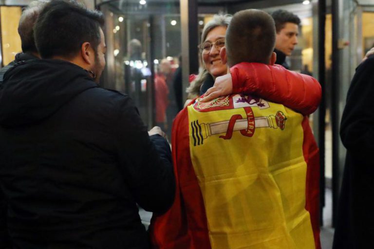 CIDADÃOS VENCE ELEIÇÕES NA CATALUNHA, MAS INDEPENDENTISTAS MANTÊM MAIORIA ABSOLUTA