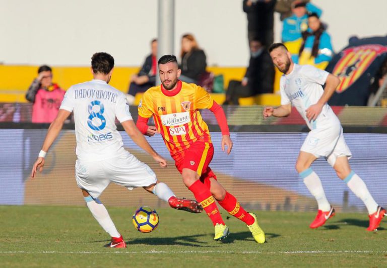 BENEVENTO FECHA O ANO COM A PRIMEIRA VITÓRIA DE SEMPRE NA LIGA ITALIANA