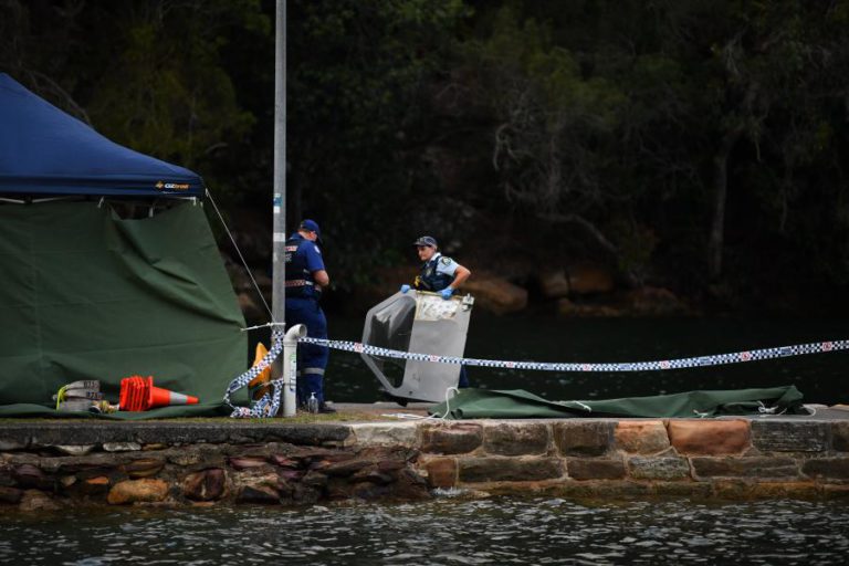 SEIS MORTOS EM QUEDA DE HIDROAVIÃO TURÍSTICO EM SYDNEY