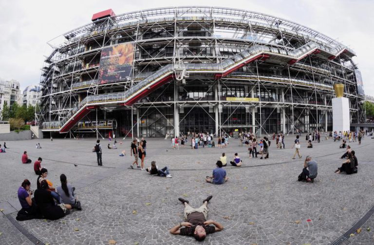 MAIO DE 68 COMEÇA EM JANEIRO, NAS ARTES E EM NANTERRE, COMO HÁ 50 ANOS