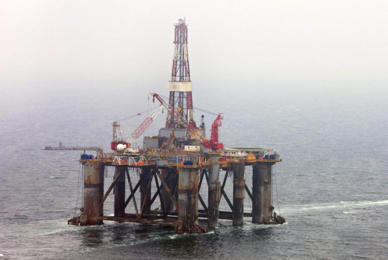 BARRIL DE BRENT FECHA EM ALTA DE 69,26 DÓLARES COM NOVO MÁXIMO DESDE 2014