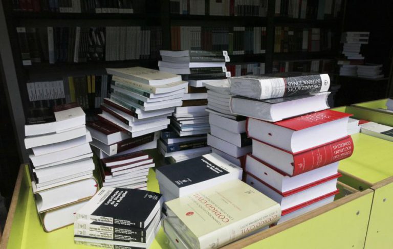 “DERBORANCE”, DE CHARLES-FERDINAND RAMUZ, PUBLICADO PELA PRIMEIRA VEZ EM PORTUGAL