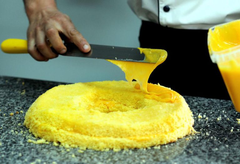 PORTUGUESES CONSUMIRAM MENOS AÇÚCAR, GOVERNO PREPARA NOVO ACORDO COM INDÚSTRIA