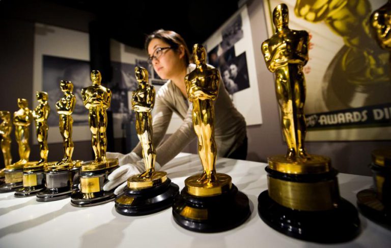 OS PRIMEIROS GLOBOS DE OURO DEPOIS DA VAGA DE ACUSAÇÕES DE ASSÉDIO SEXUAL EM HOLLYWOOD