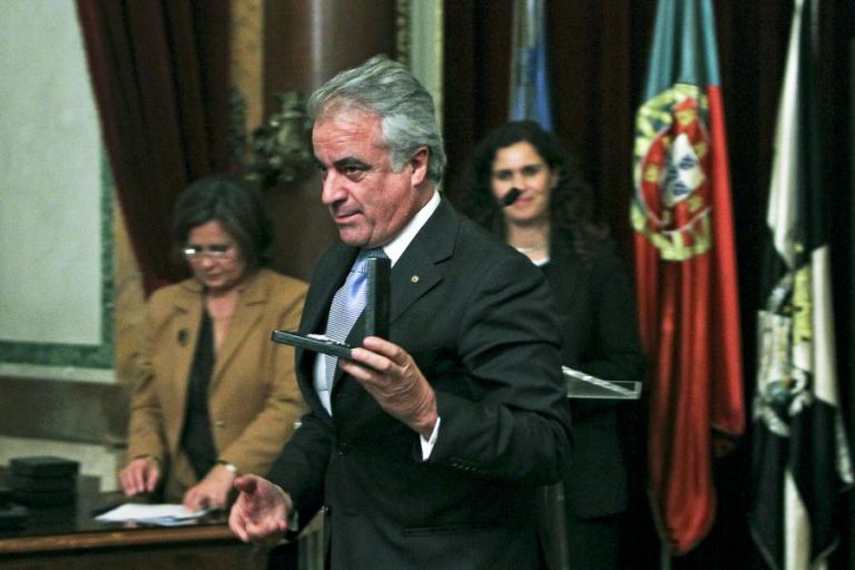 NUNO DA CÂMARA PEREIRA ATUA EM ABRIL NO COLISEU DOS RECREIOS