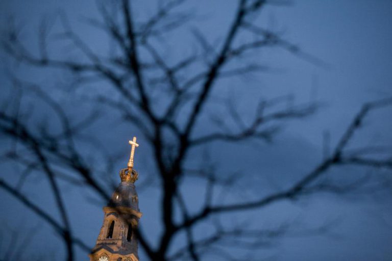 IGREJA CATÓLICA SUIÇA RECEBEU 250 DENÚNCIAS DE ALEGADOS ABUSOS ENTRE 2010 E 2017