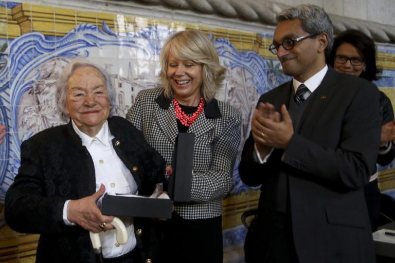 MORREU A ATRIZ E DECLAMADORA GERMANA TÂNGER, A VOZ DE ÁLVARO DE CAMPOS, AOS 98 ANOS