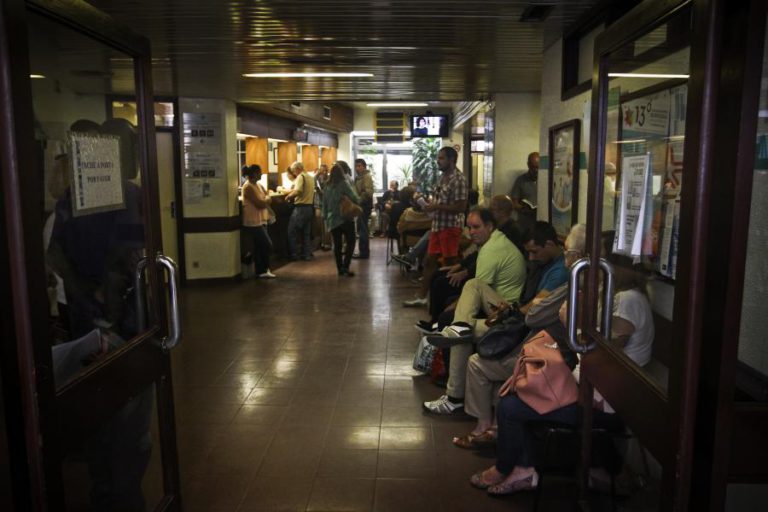 ESPERA POR CONSULTAS PRIORITÁRIAS EM HOSPITAIS DO SNS CHEGA A ATINGIR MAIS DE DOIS ANOS