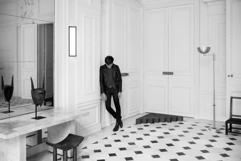 ESTILISTA FRANCÊS HEDI SLIMANE NOMEADO DIRETOR ARTÍSTICO DA “MAISON CÉLINE”