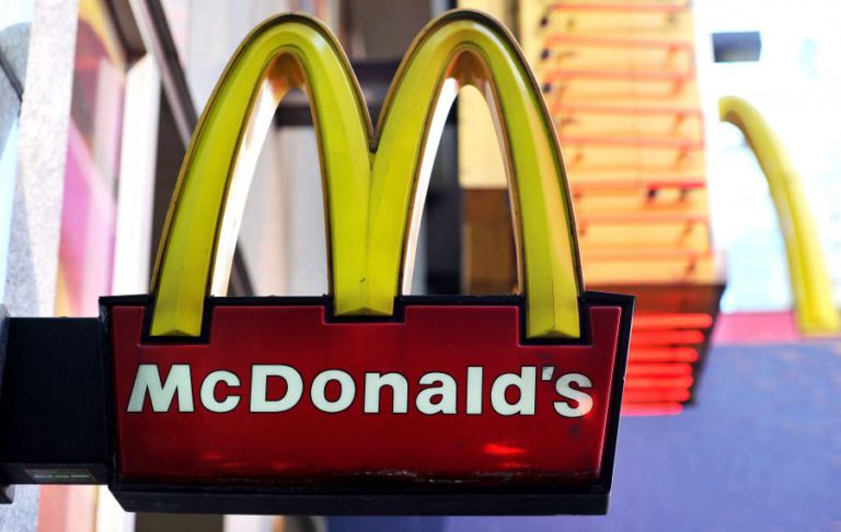LUCRO DA MCDONALD’S SOBE 11% PARA 5.192 MILHÕES DE DÓLARES EM 2017