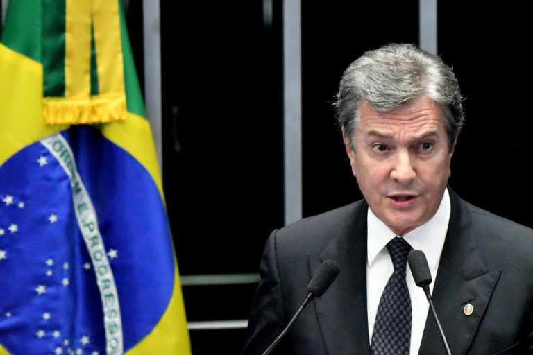 COLLOR DE MELLO ANUNCIA QUE PRETENDE CONCORRER À PRESIDÊNCIA DO BRASIL EM 2018