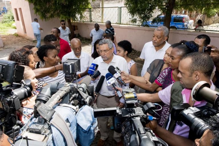 JORNALISTAS CABO-VERDIANOS CONTESTAM PROPOSTA DE CÓDIGO DE ÉTICA NA RÁDIO E TELEVISÃO PÚBLICAS