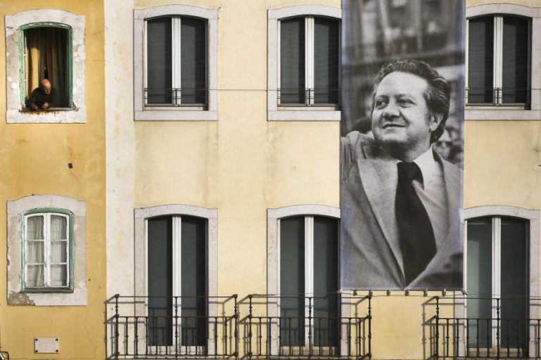 MÁRIO SOARES HOMENAGEADO PELAS PRINCIPAIS FIGURAS DO ESTADO UM ANO APÓS A SUA MORTE
